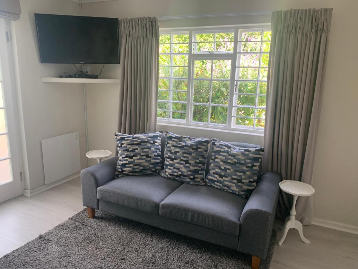 Beluga Of Constantia Guest House Κέιπ Τάουν Εξωτερικό φωτογραφία