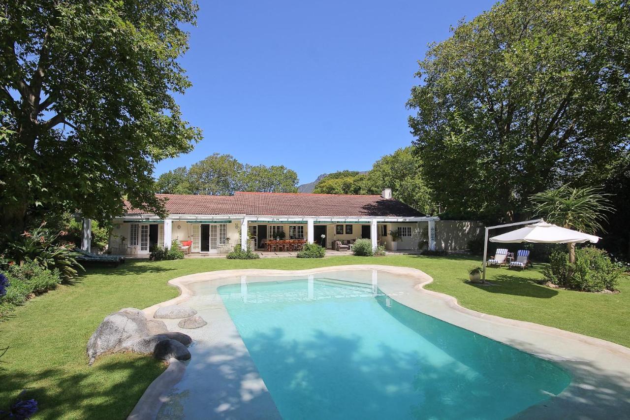 Beluga Of Constantia Guest House Κέιπ Τάουν Εξωτερικό φωτογραφία