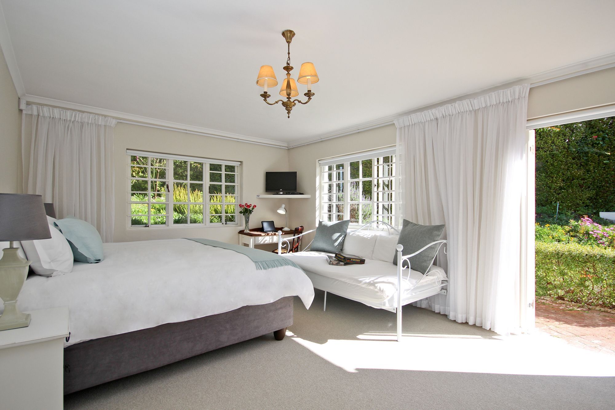 Beluga Of Constantia Guest House Κέιπ Τάουν Εξωτερικό φωτογραφία